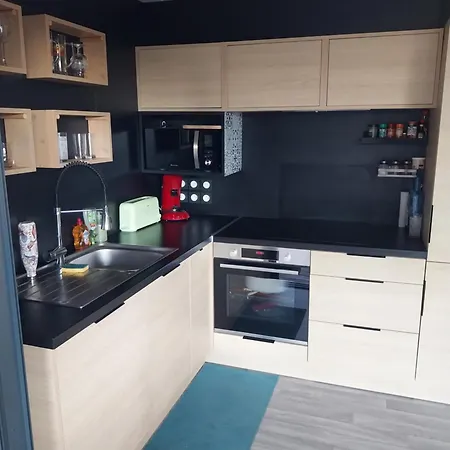 Entre Vignes Et * Pomérols